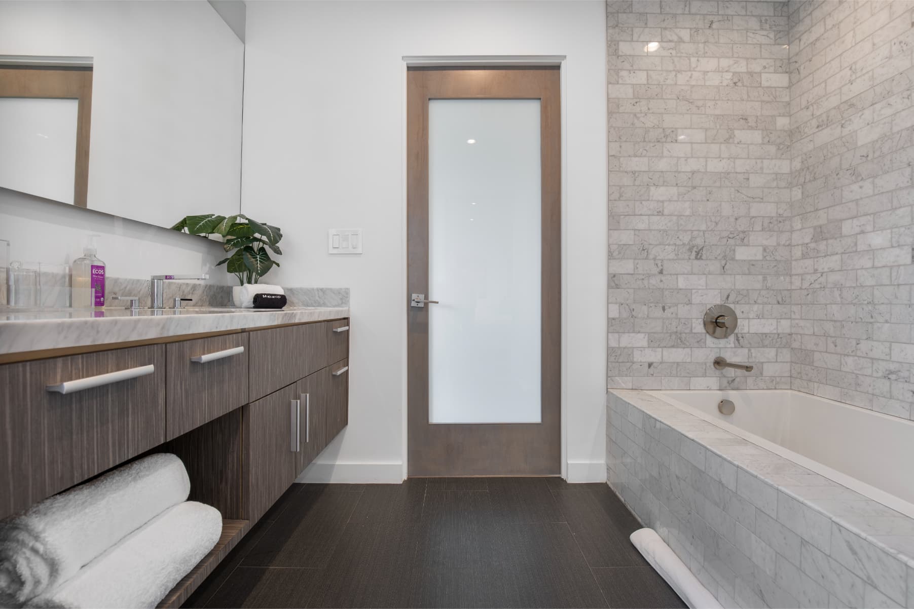 Maravilla House - Image 25