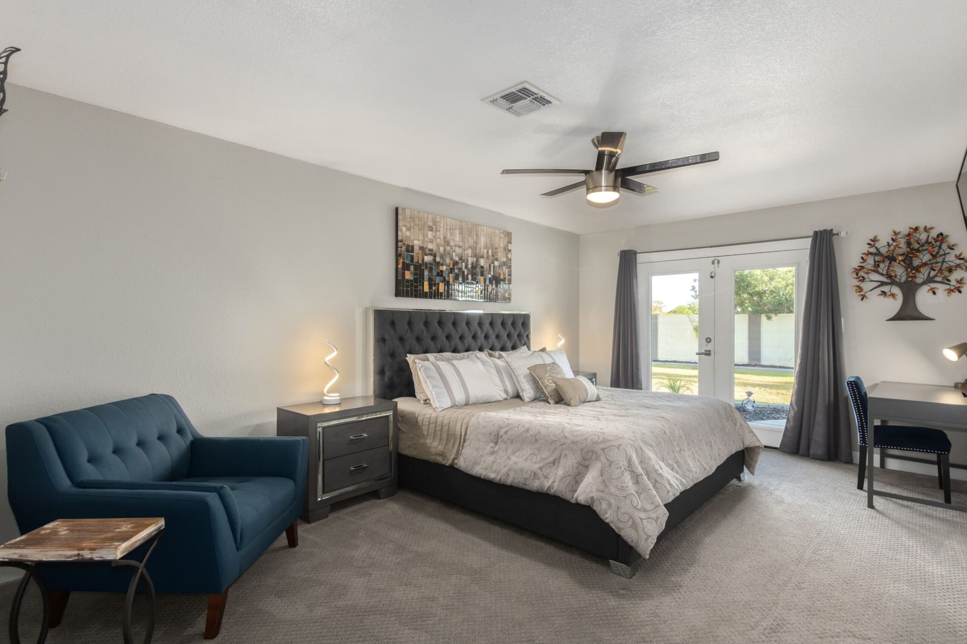 Kings Lux Escape - Image 48