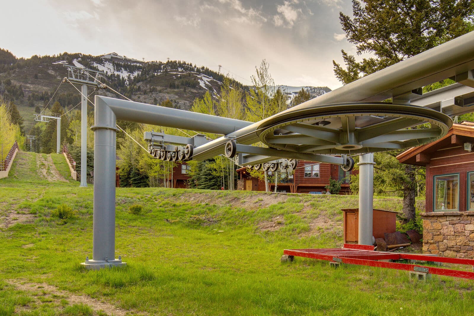 Teewinot Home - Image 47