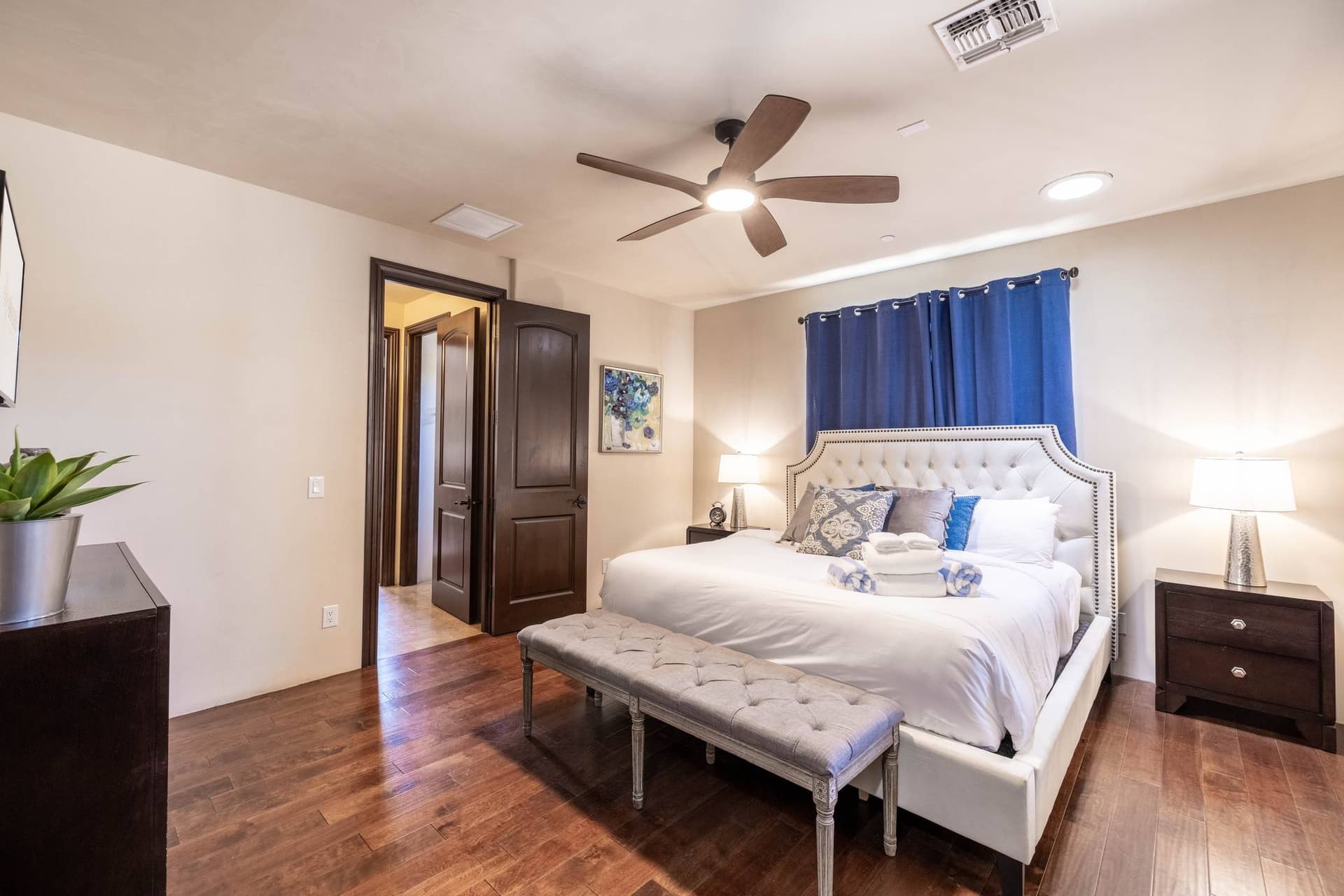 Residence on Cactus - Image 43