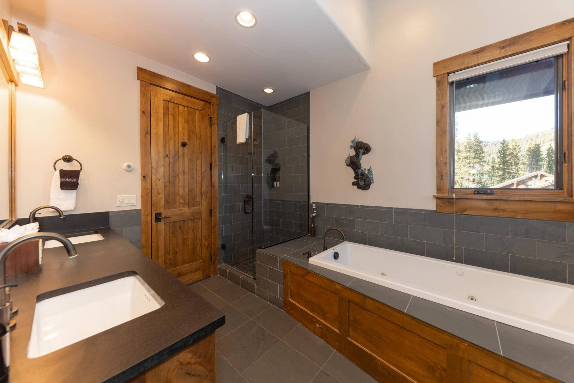 Lewis Ranch House - Image 8