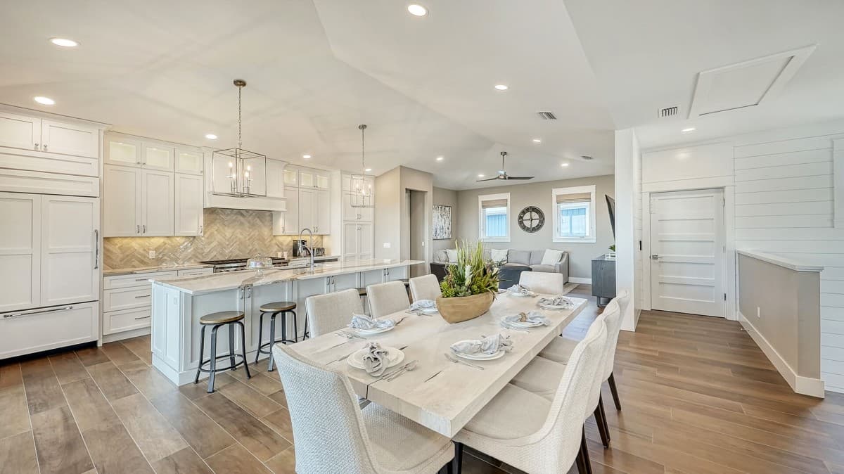 Tropical Oasis - Image 8