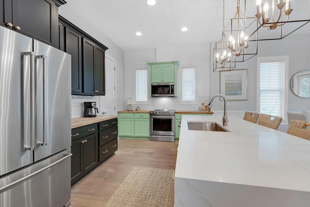 Dock Holiday - Image 7