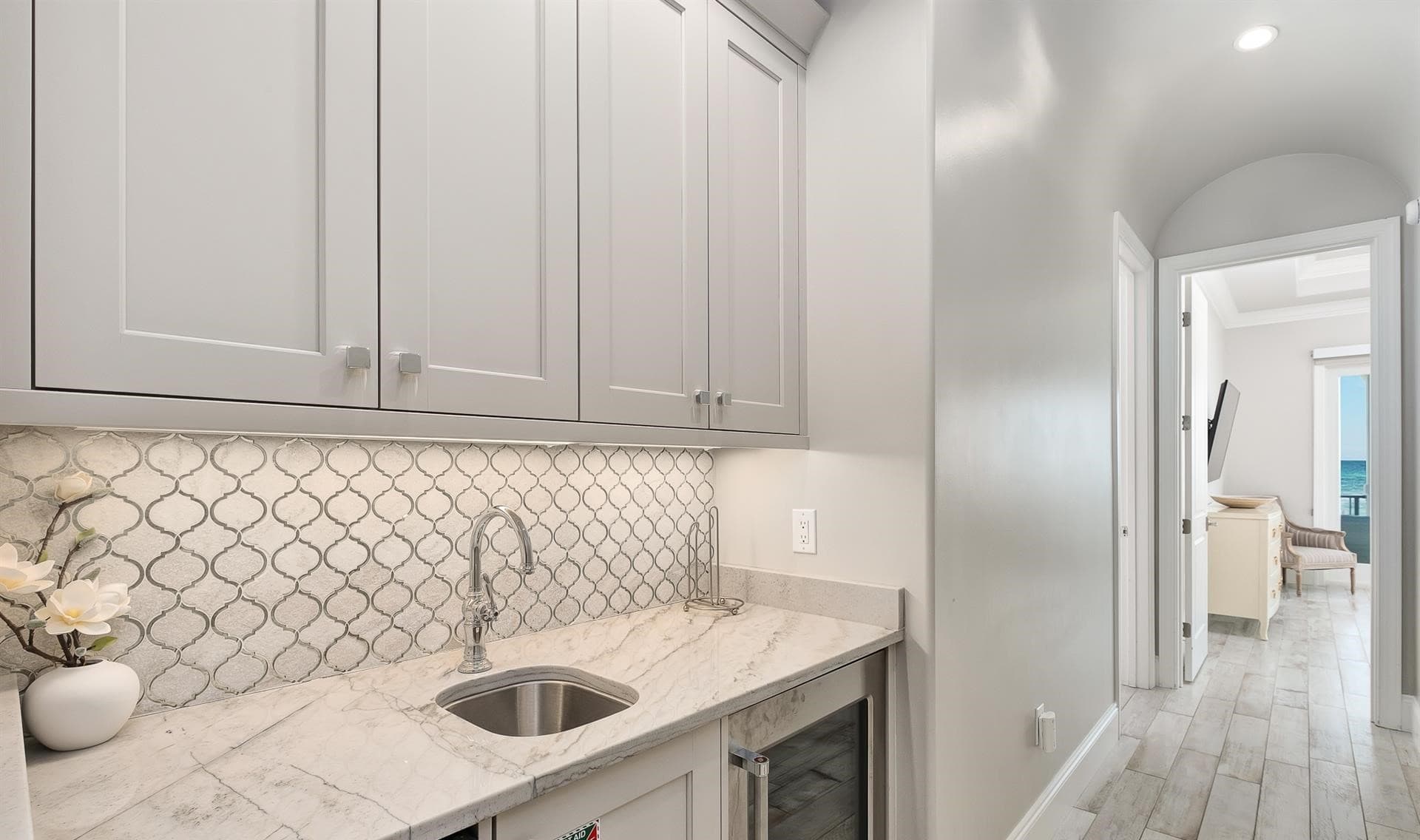 Beachfront Bliss - Image 28