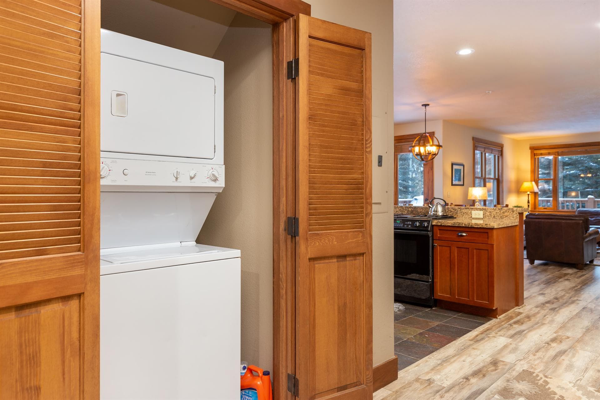 Red Hawk Townhome - Image 13