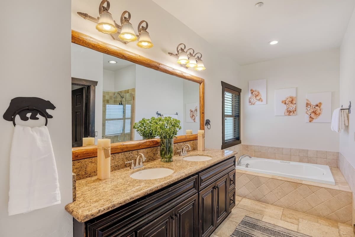 Bear Loop - Image 25