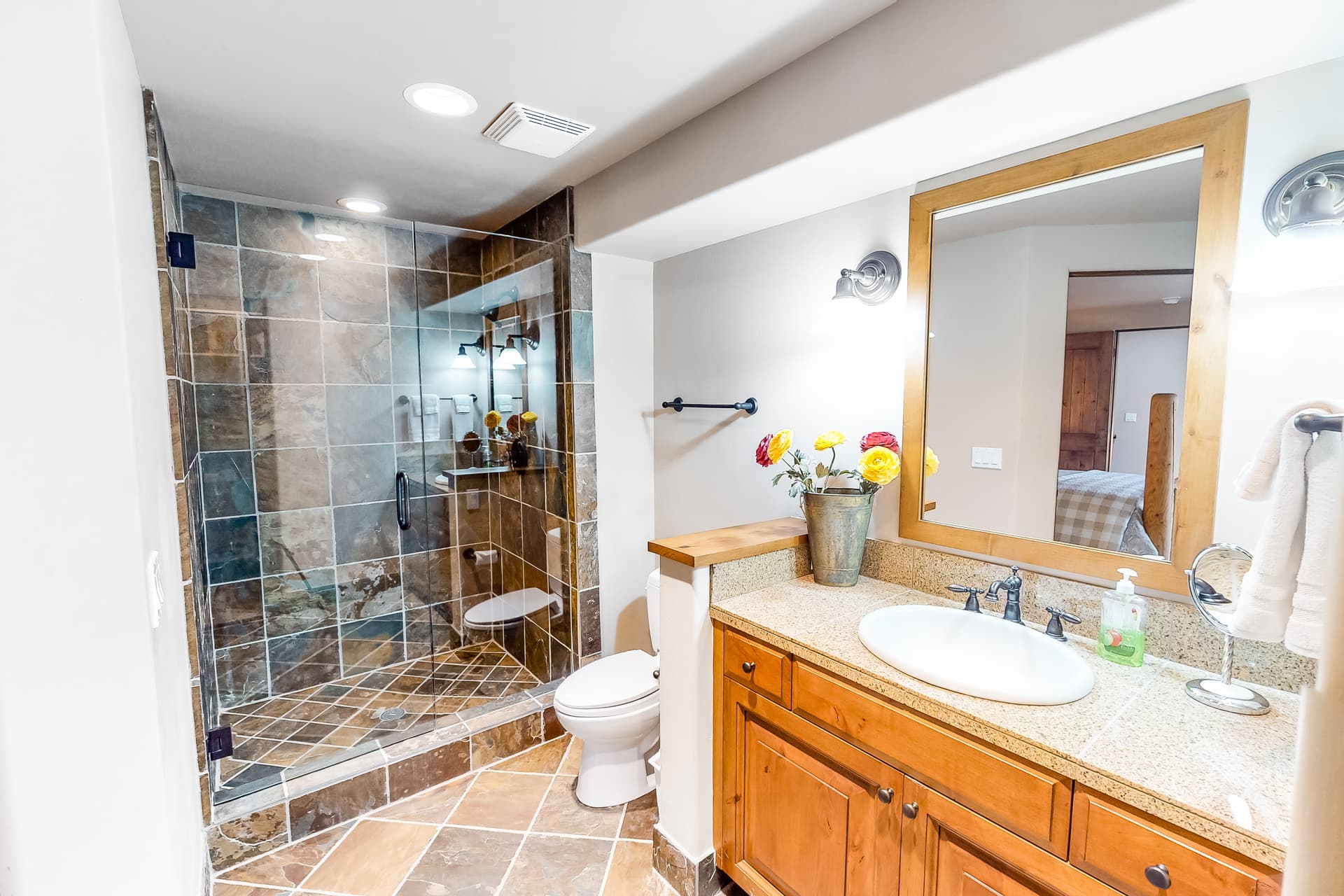 Luxury Mountain Townhome - Image 12