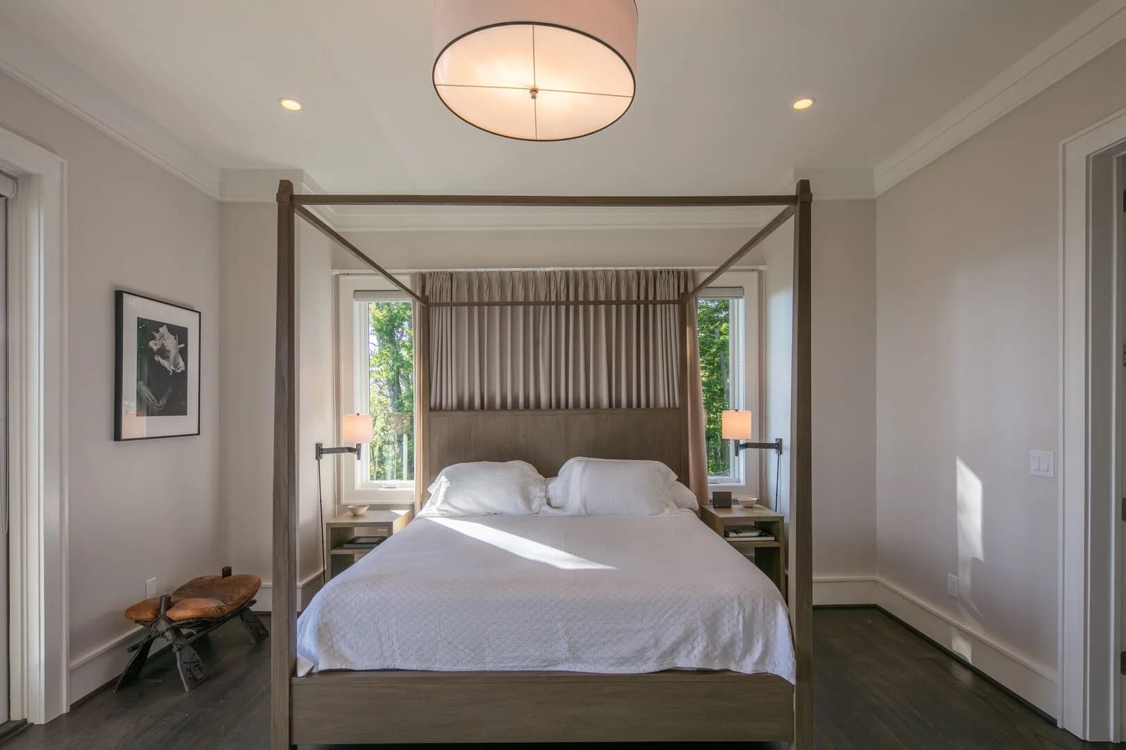 Outside Inn Place - Image 17