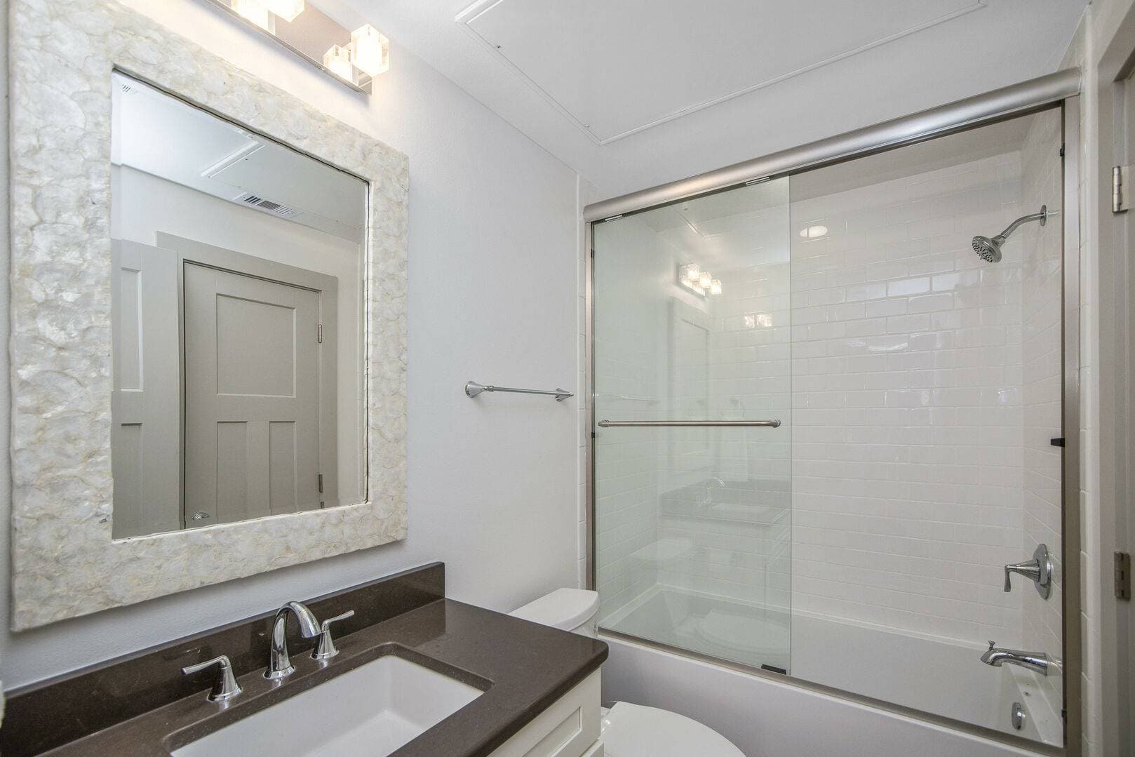 Marina Del Bell - Image 24