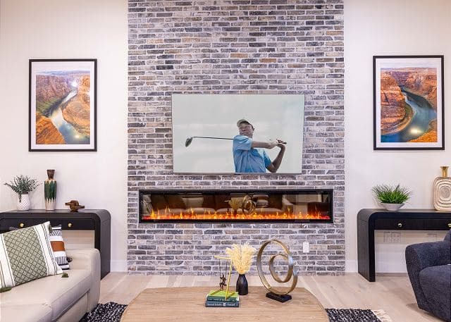 Estate on the River - Image 26