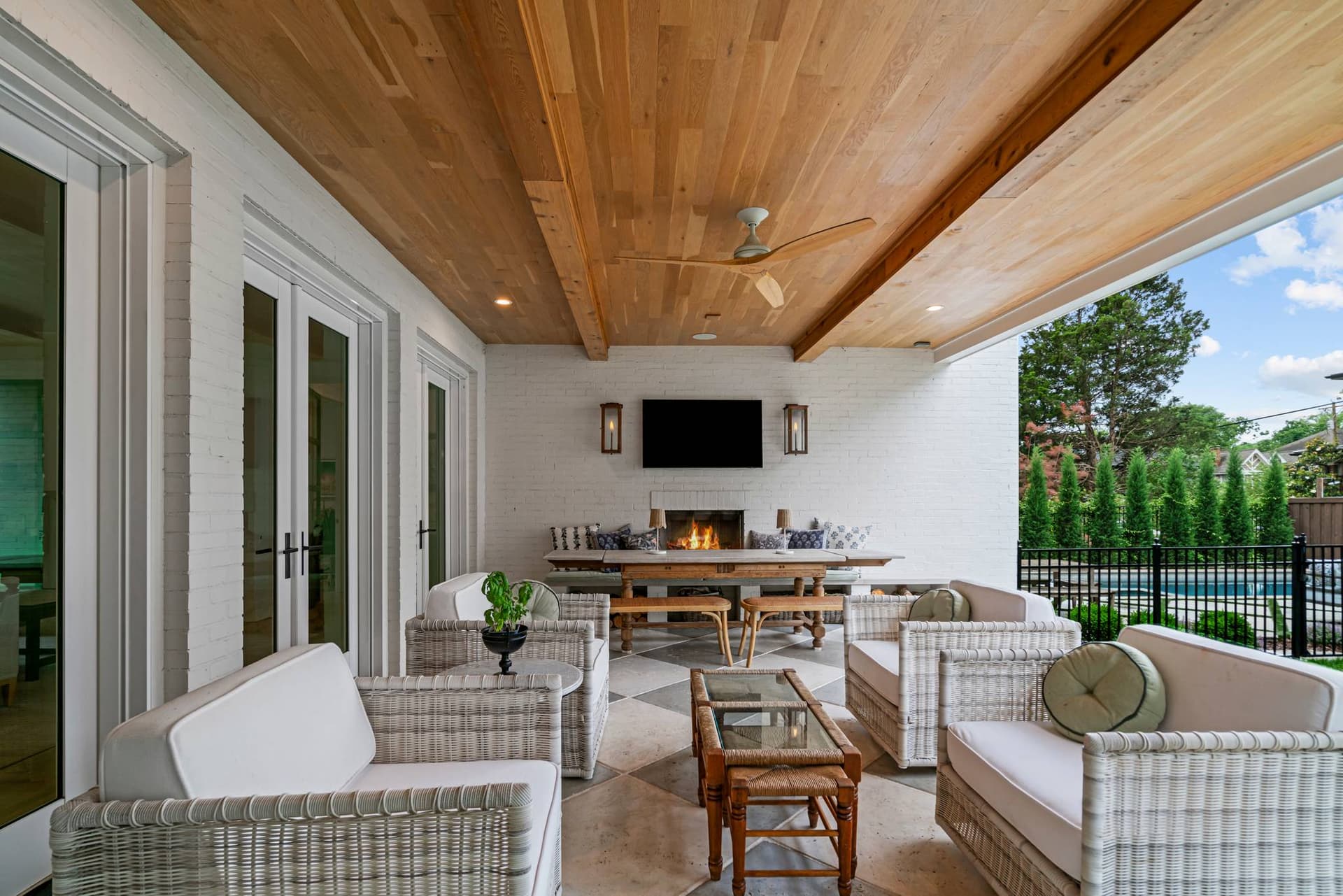 Magnificent Estate - Image 3