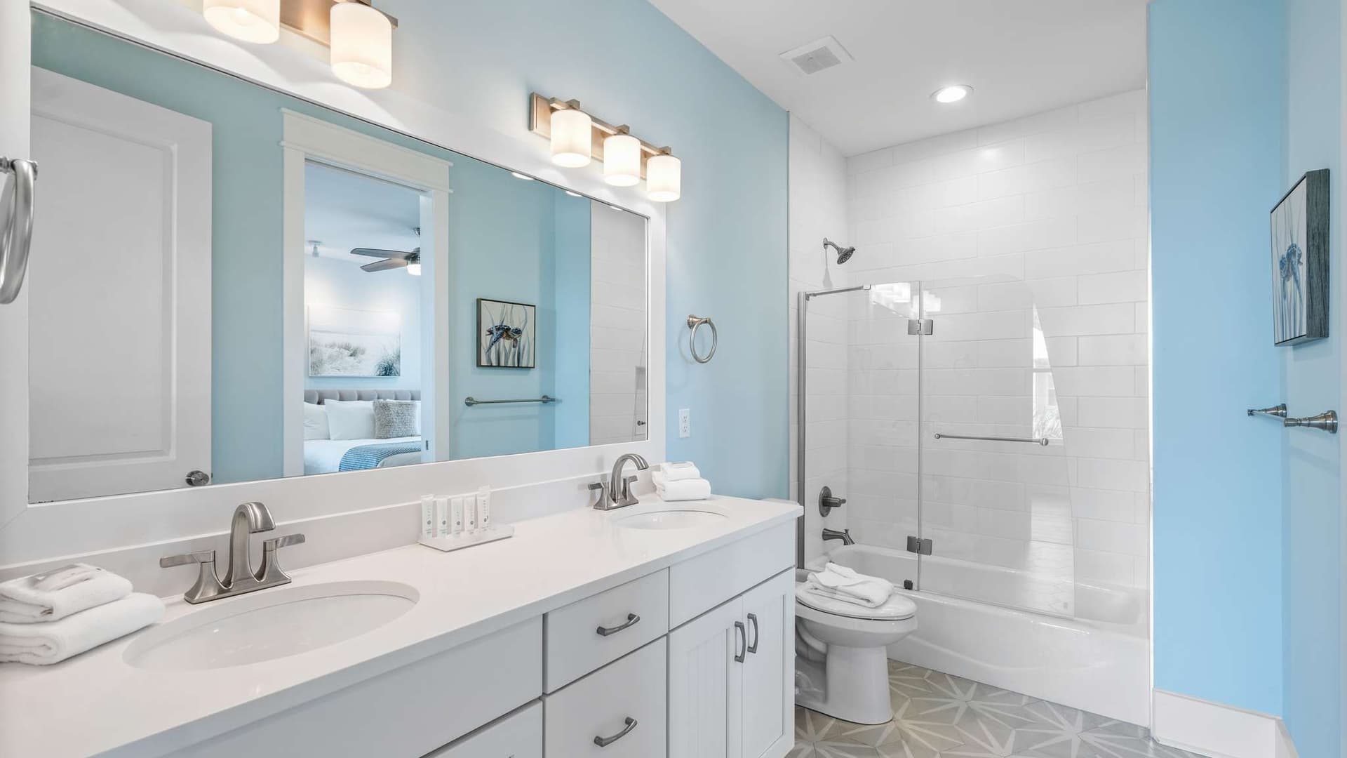 Barefoot Haven - Image 29