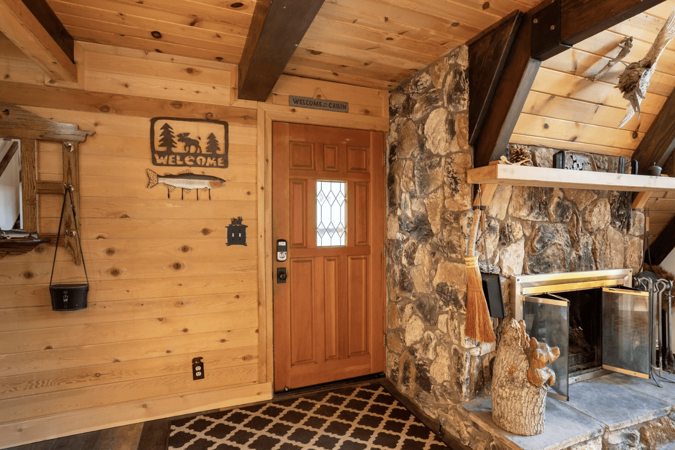 Bear's Lair - Image 4