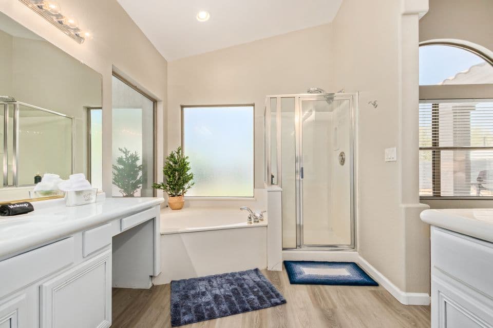 Mayo Retreat - Image 15