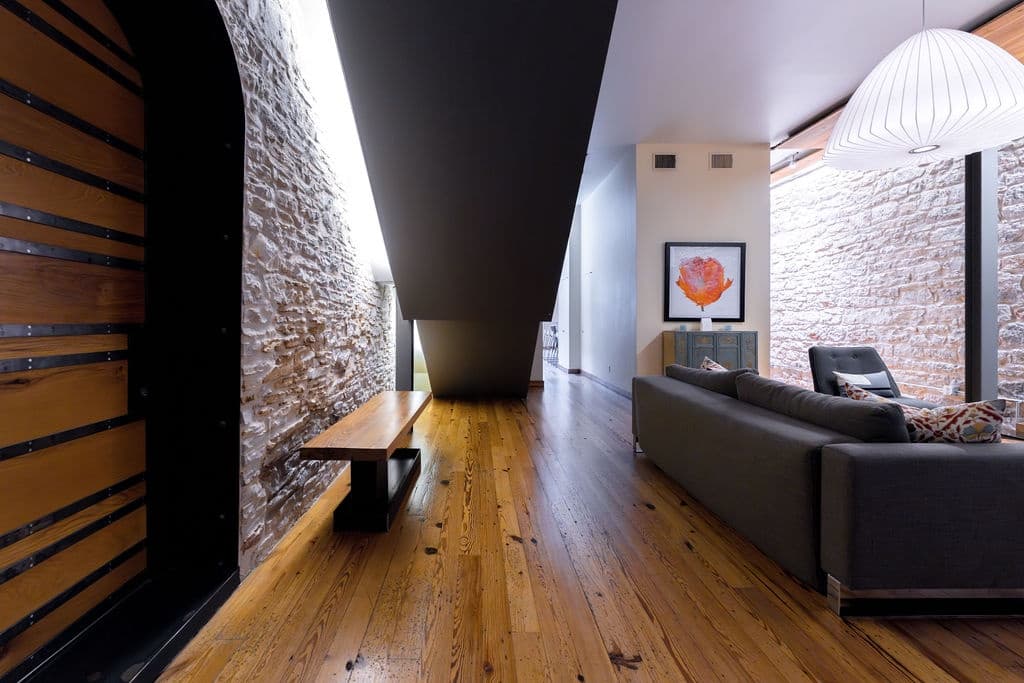 Loft On Congress Home - Image 13