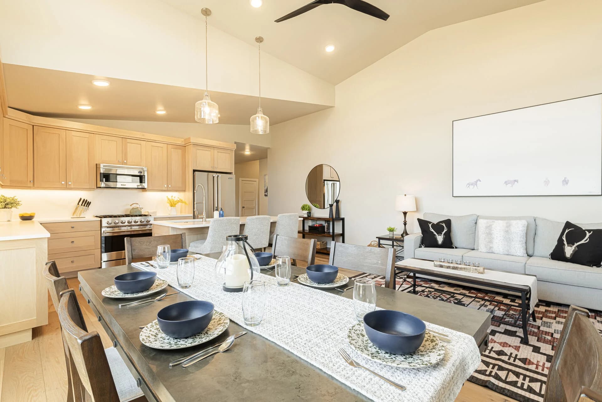 Mayflower Lakeside #45-304 - Image 9