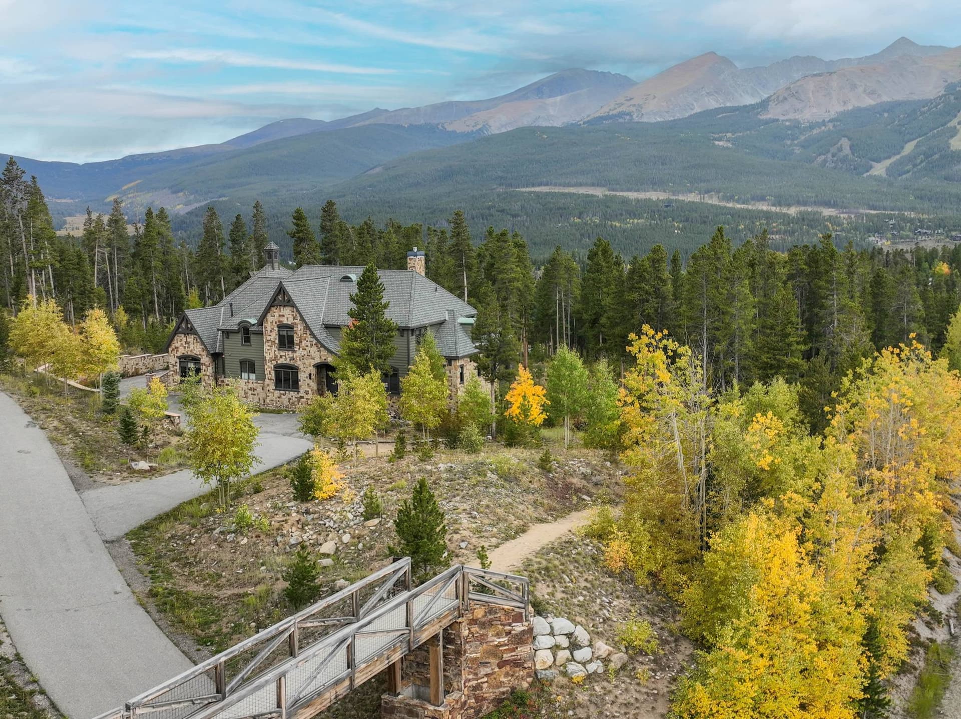 Estate at Baldy Ridge - Image 40