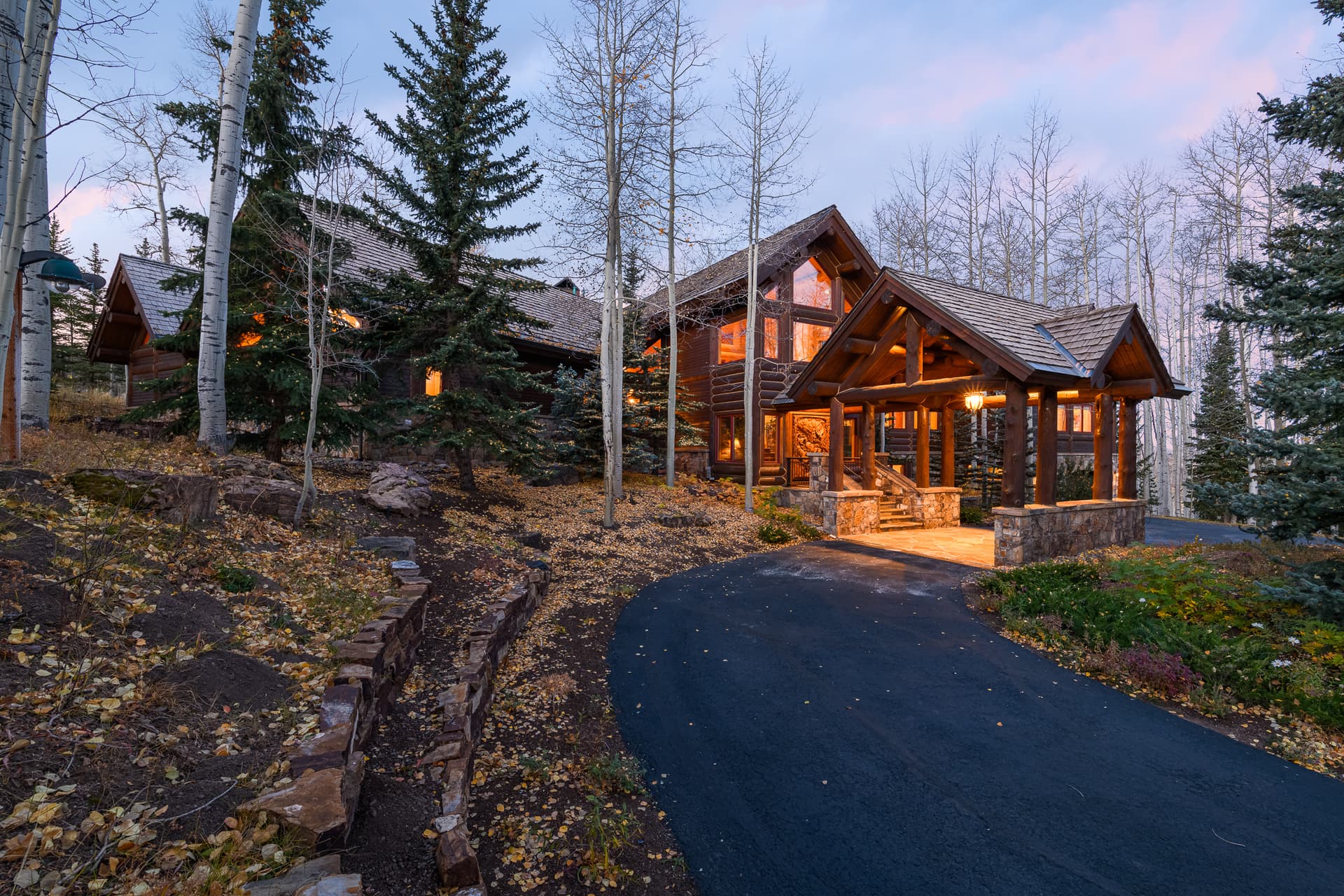 Log Out At Touchdown Retreat - Image 79