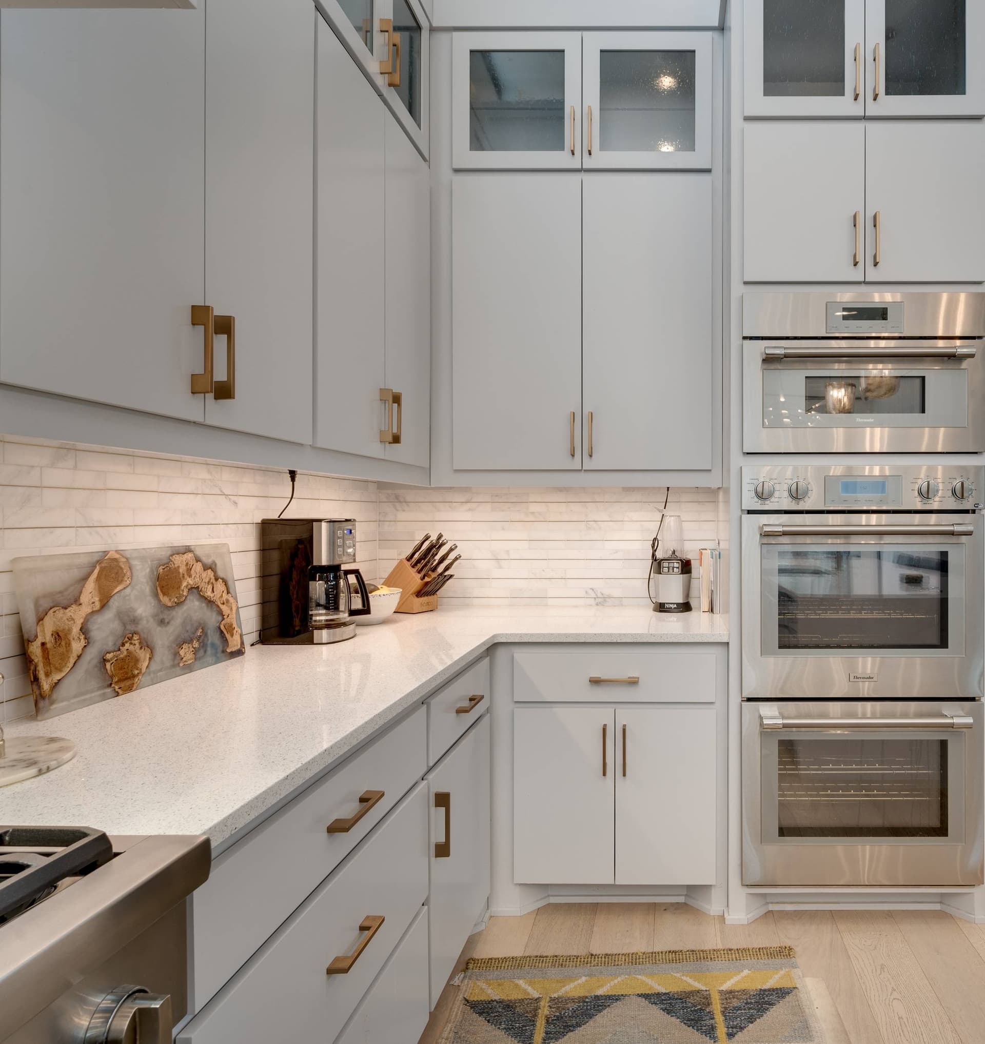 Austin Bella - Image 18