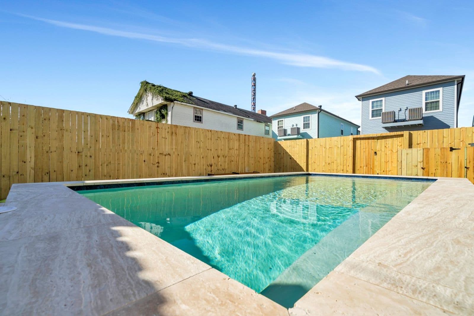 Exquisite Mid-City House - Image 20