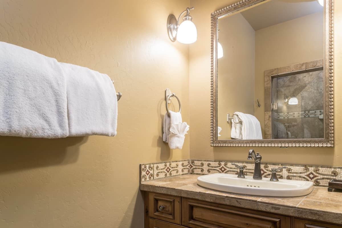 Wolf Pack Hideaway - Image 14