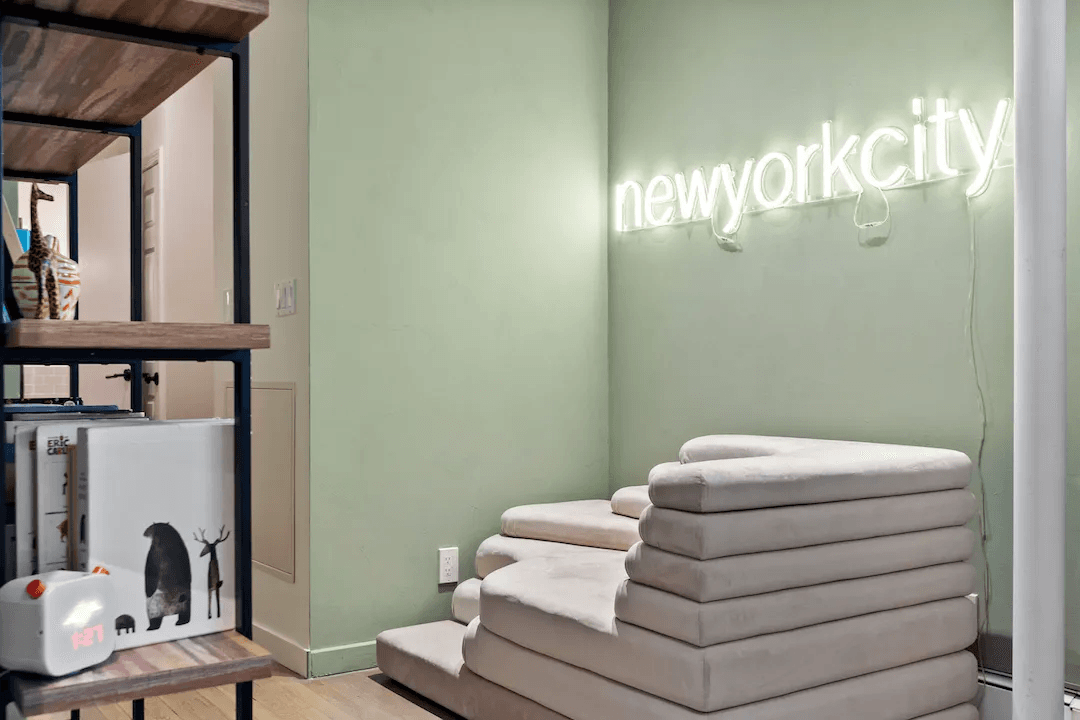 Vanderbilt Residence - Image 25