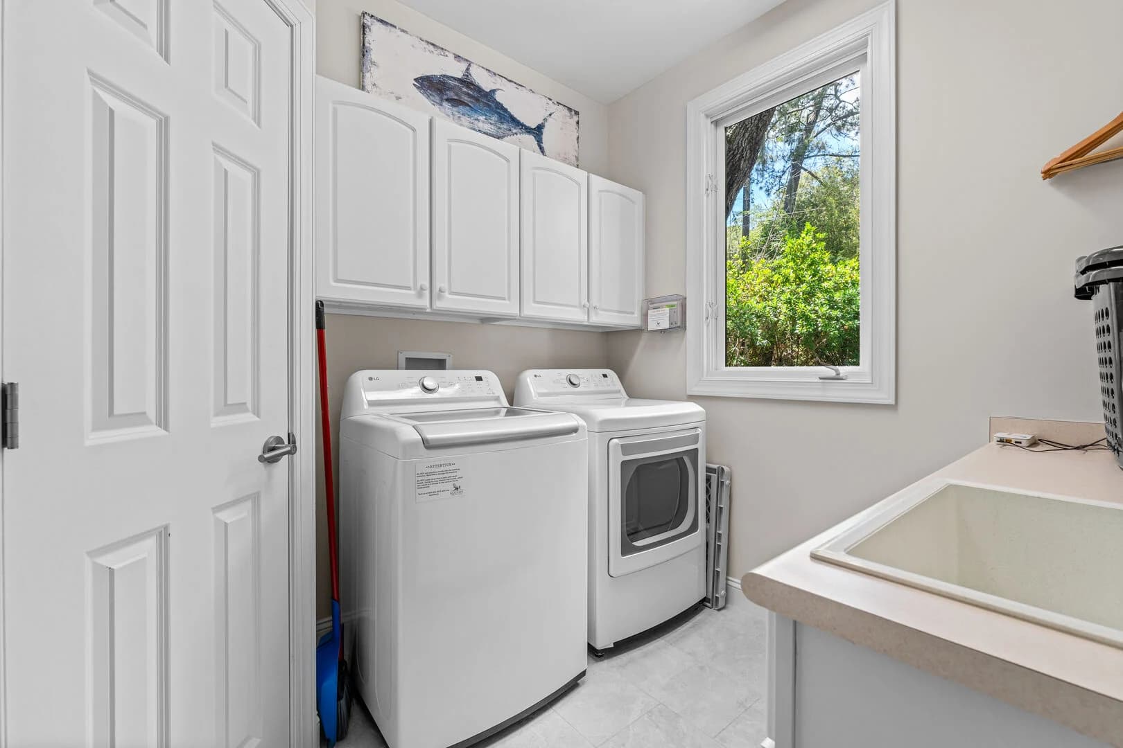 Southern Charm Retreat - Image 40