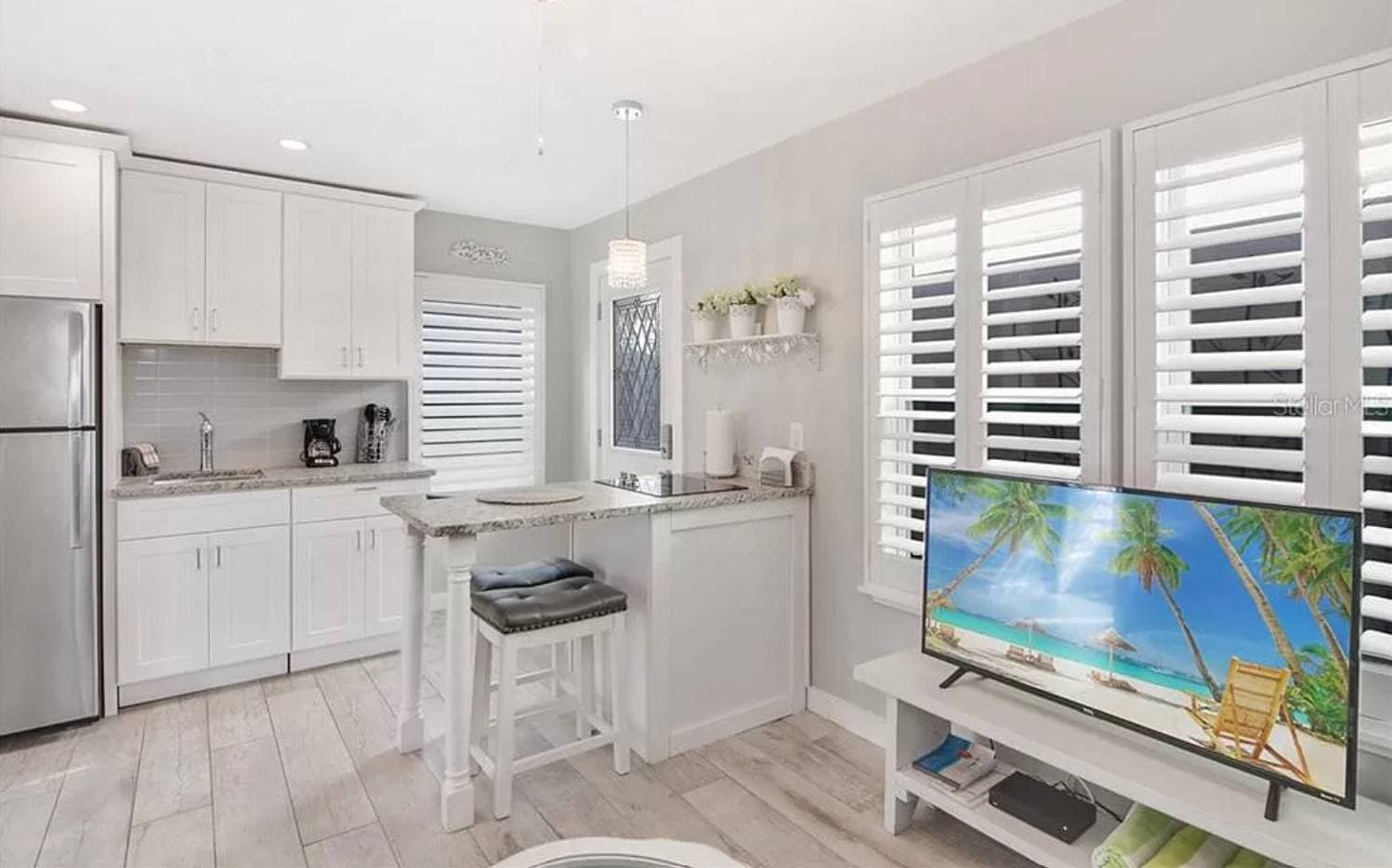 Island Vibes Cottage - Image 6