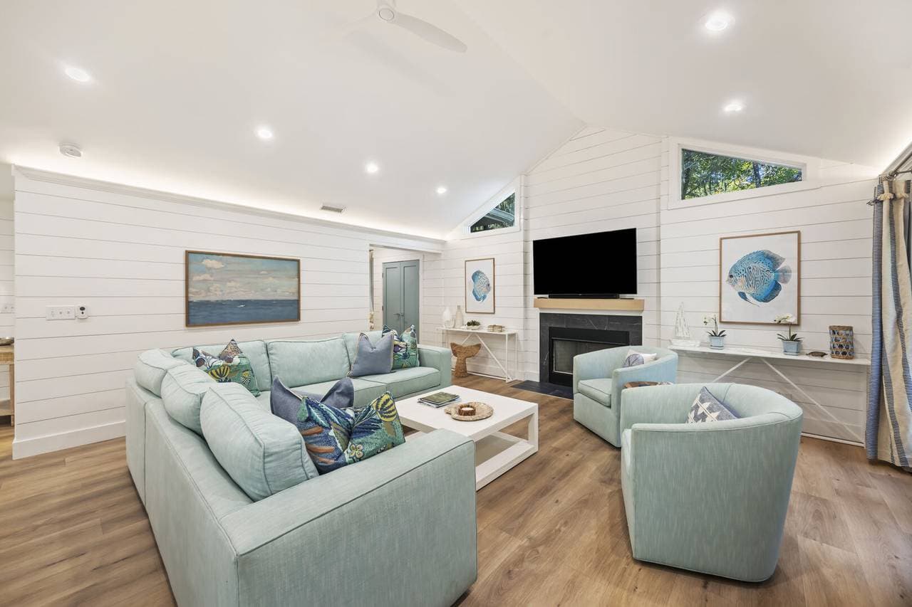 Beach Days on Conifer - Image 8