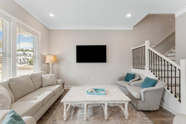 Waterfront House - Image 4