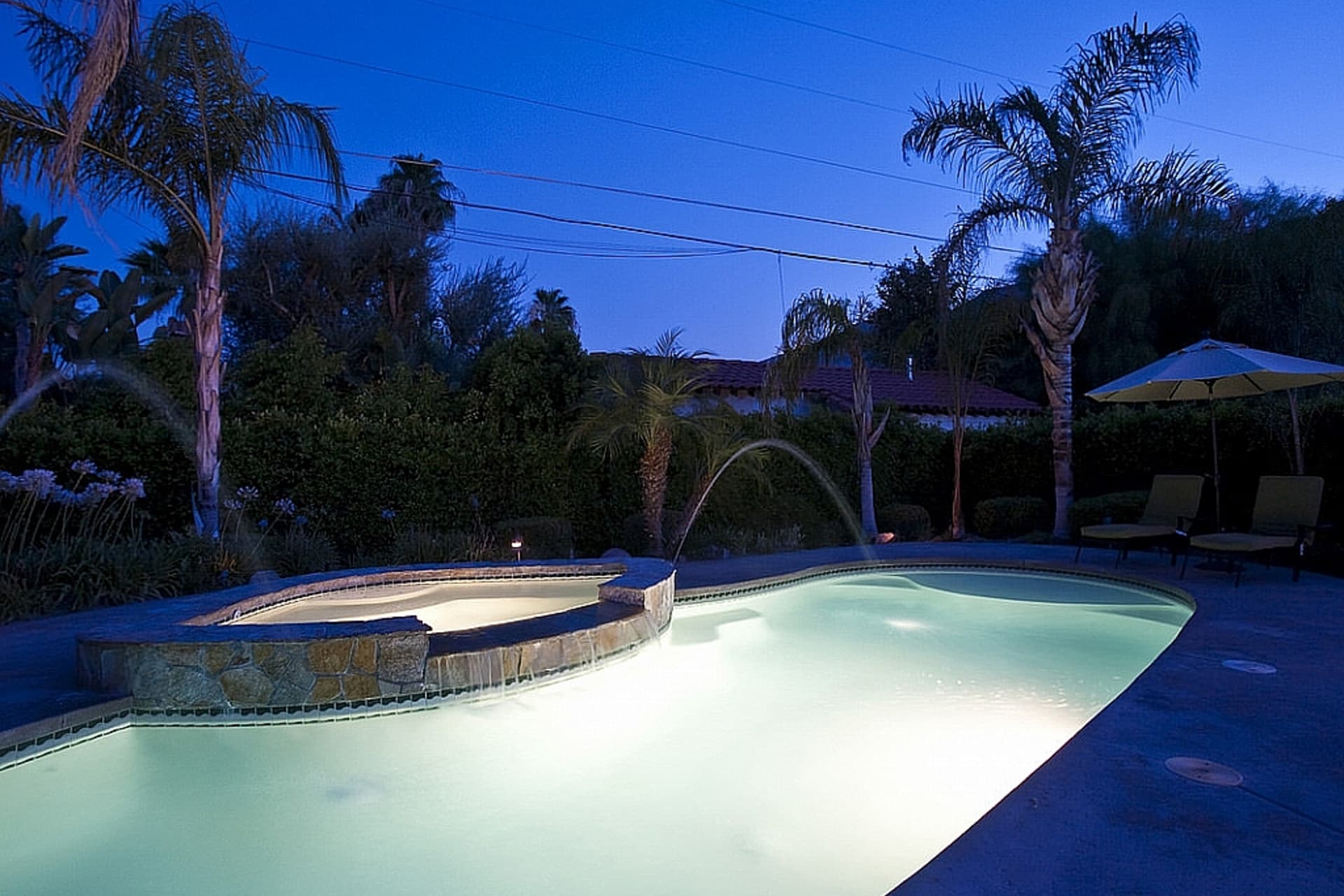 Poolside Terrace - Image 23