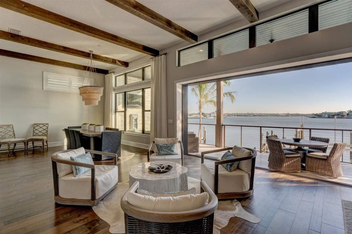 Bayside Paradise Mansion - Image 26