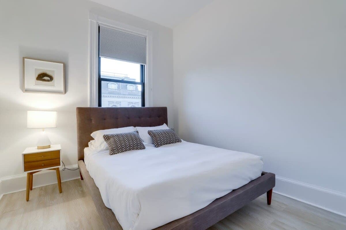 Vantage Residence - Image 17