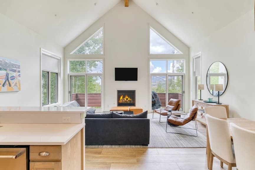 Emerald Elk at Village Creek - Image 2