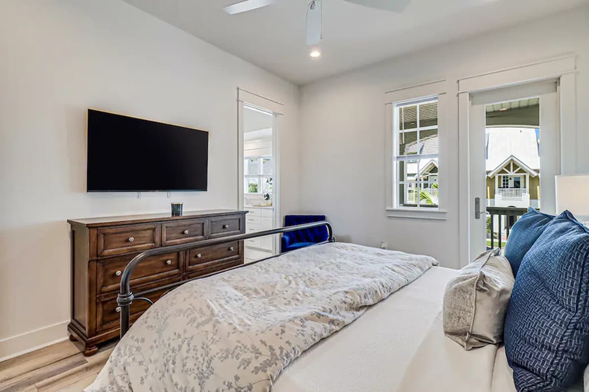 Good Life Home - Image 19