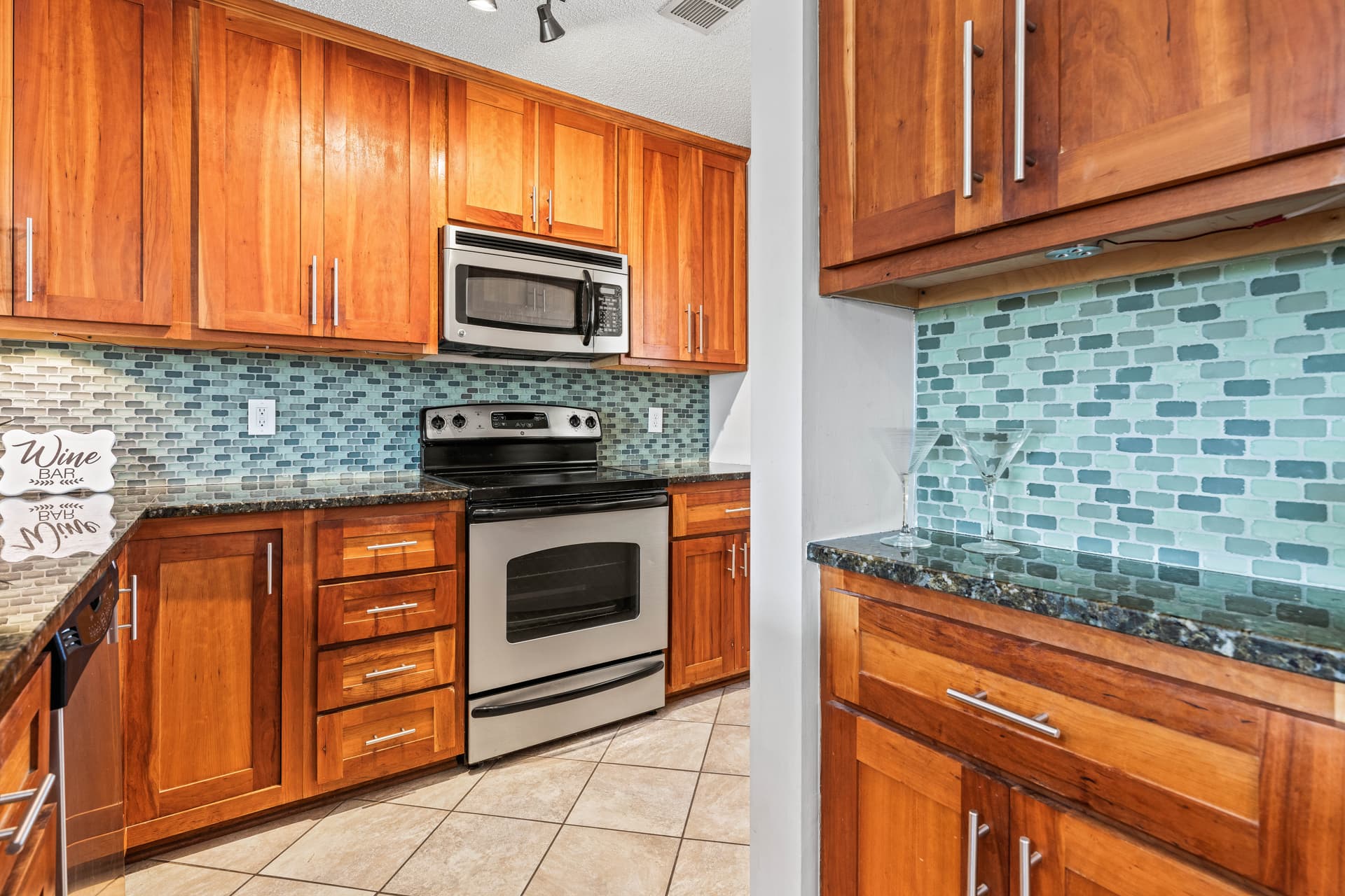 Sun of a Beach Home - Image 3