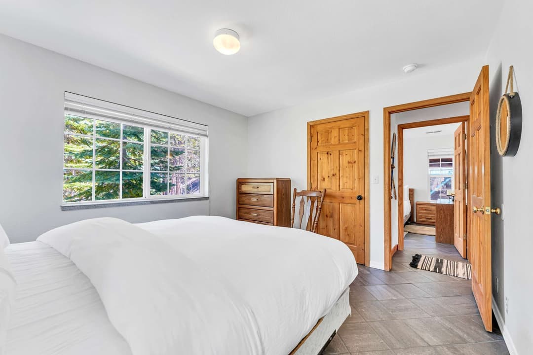 Serene Forest Retreat - Image 17