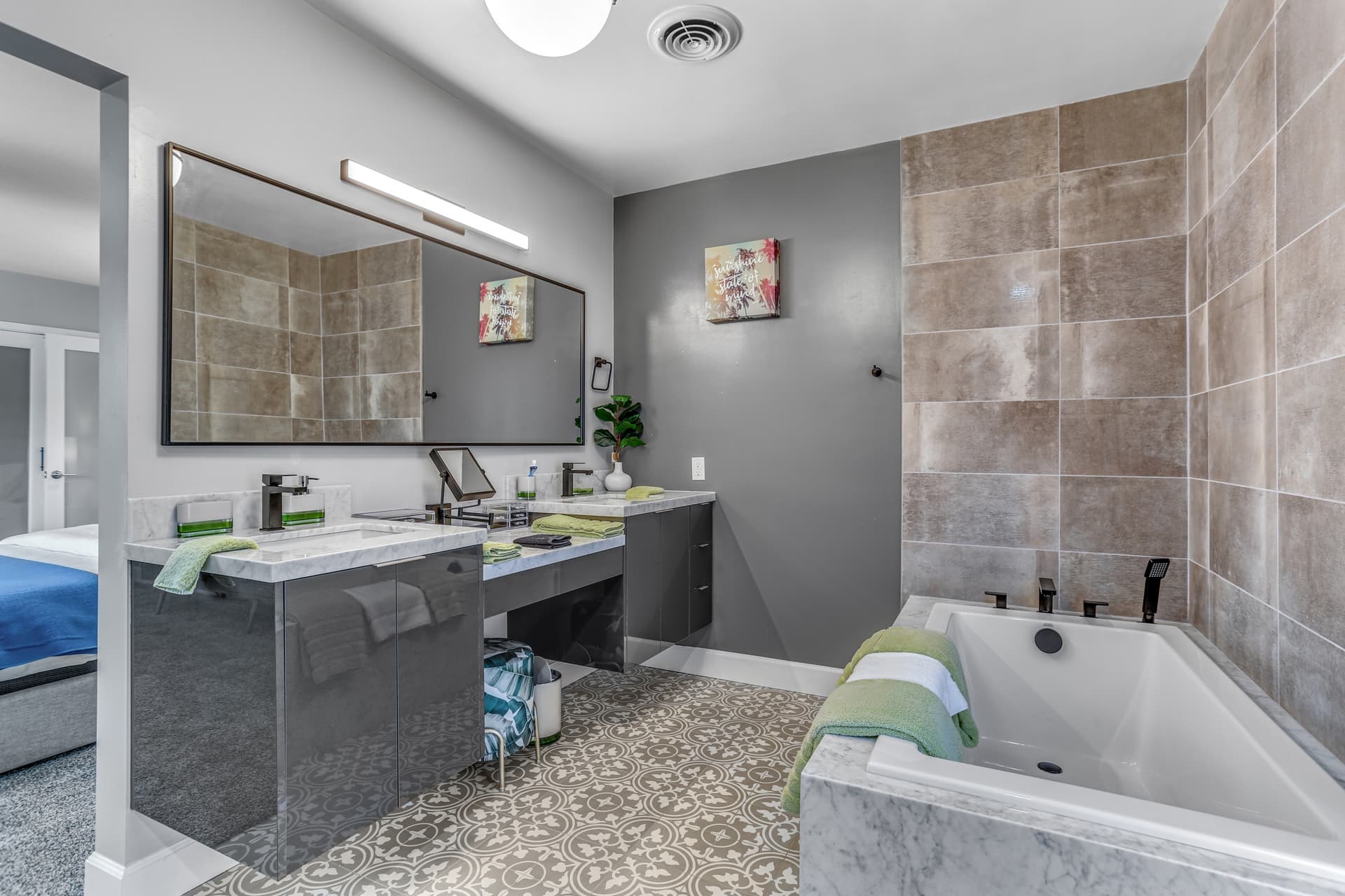 Farrell 2 - Image 26