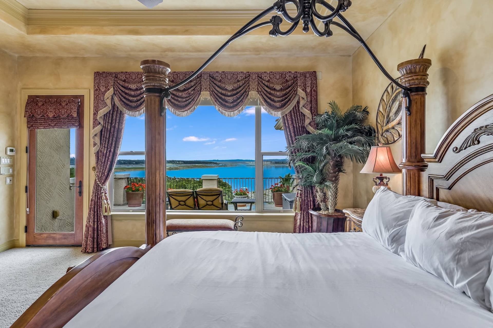 Palms on Lake Travis - Image 29