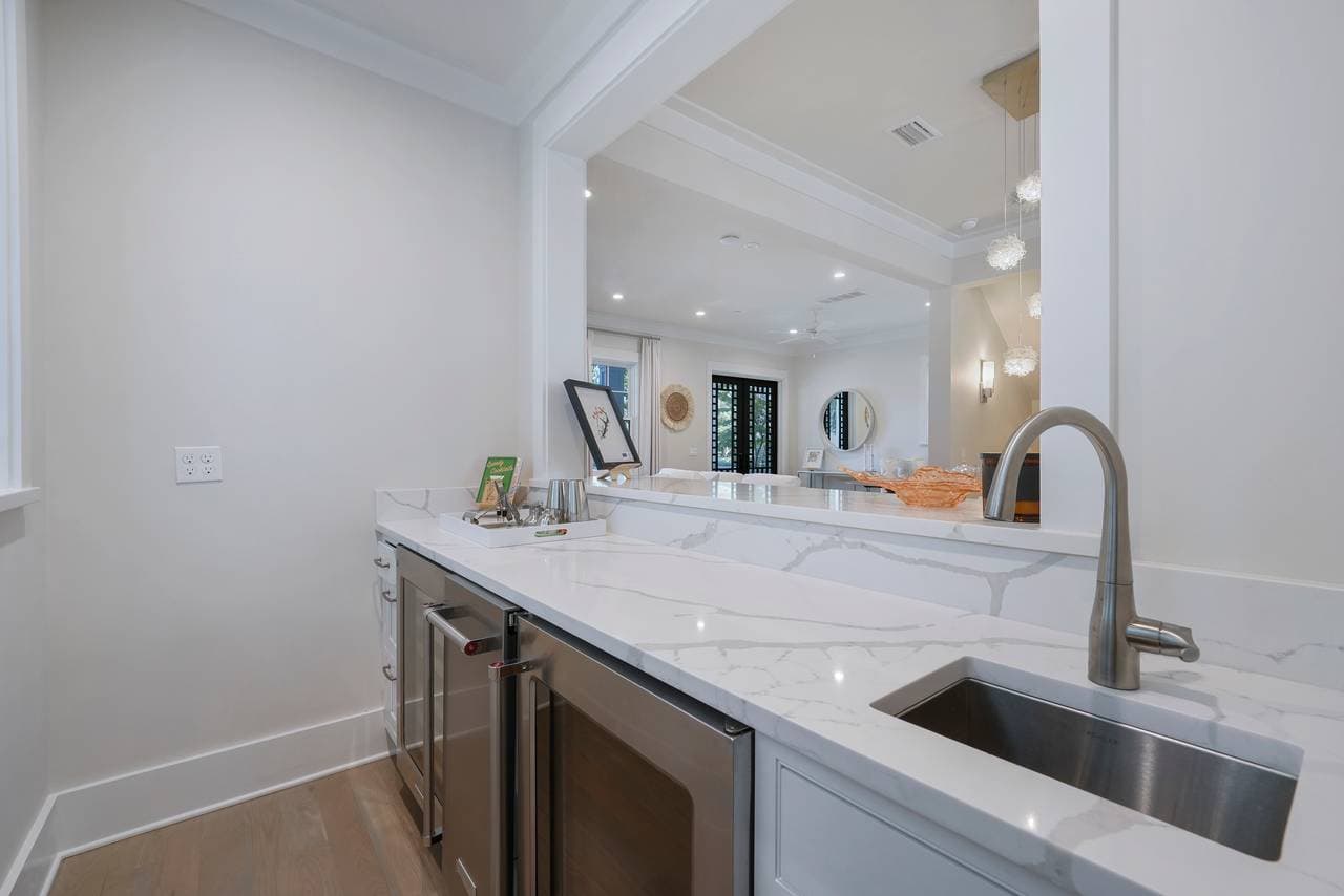 On the Lawn Villa - Image 14