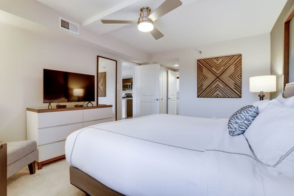 Courtland Towers - Image 14