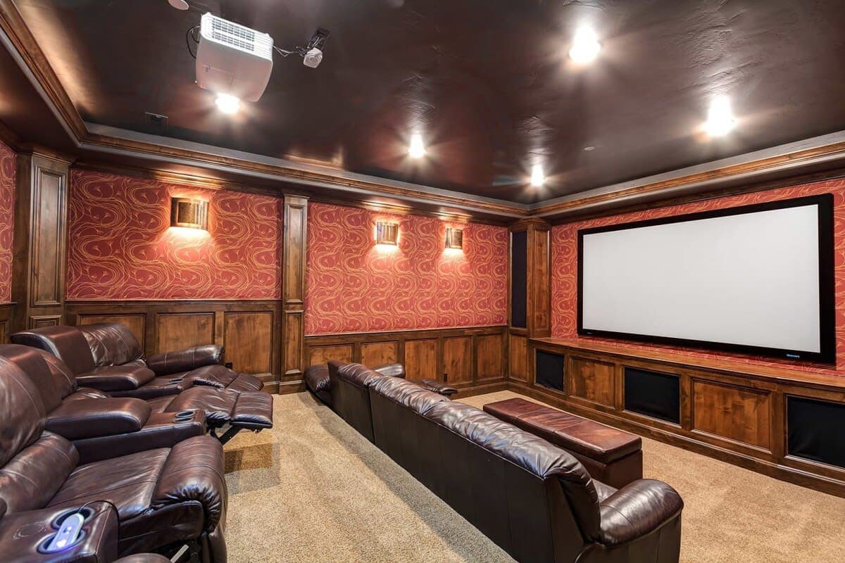 Ultimate Sanctuary - Image 31