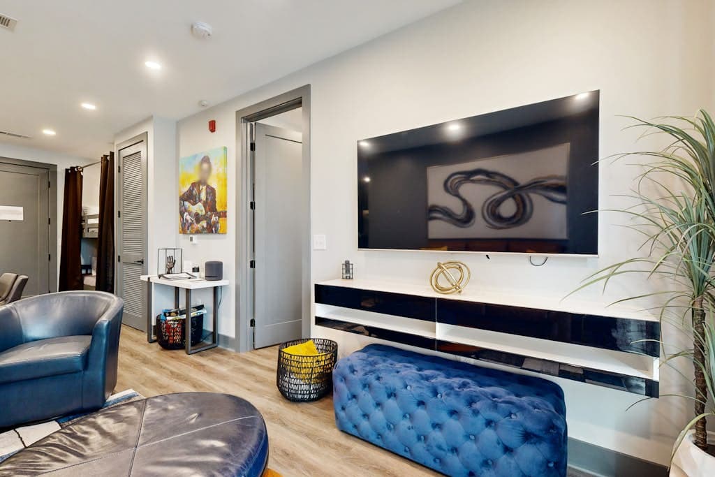 Muse Condo #209 - Image 7