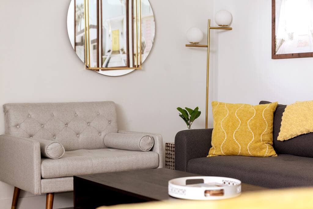 Golden Gem House - Image 12