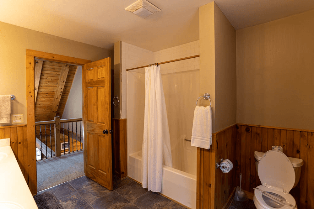 Gratitude House - Image 26