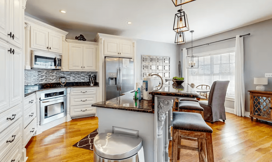 Bahama Breeze House - Image 11