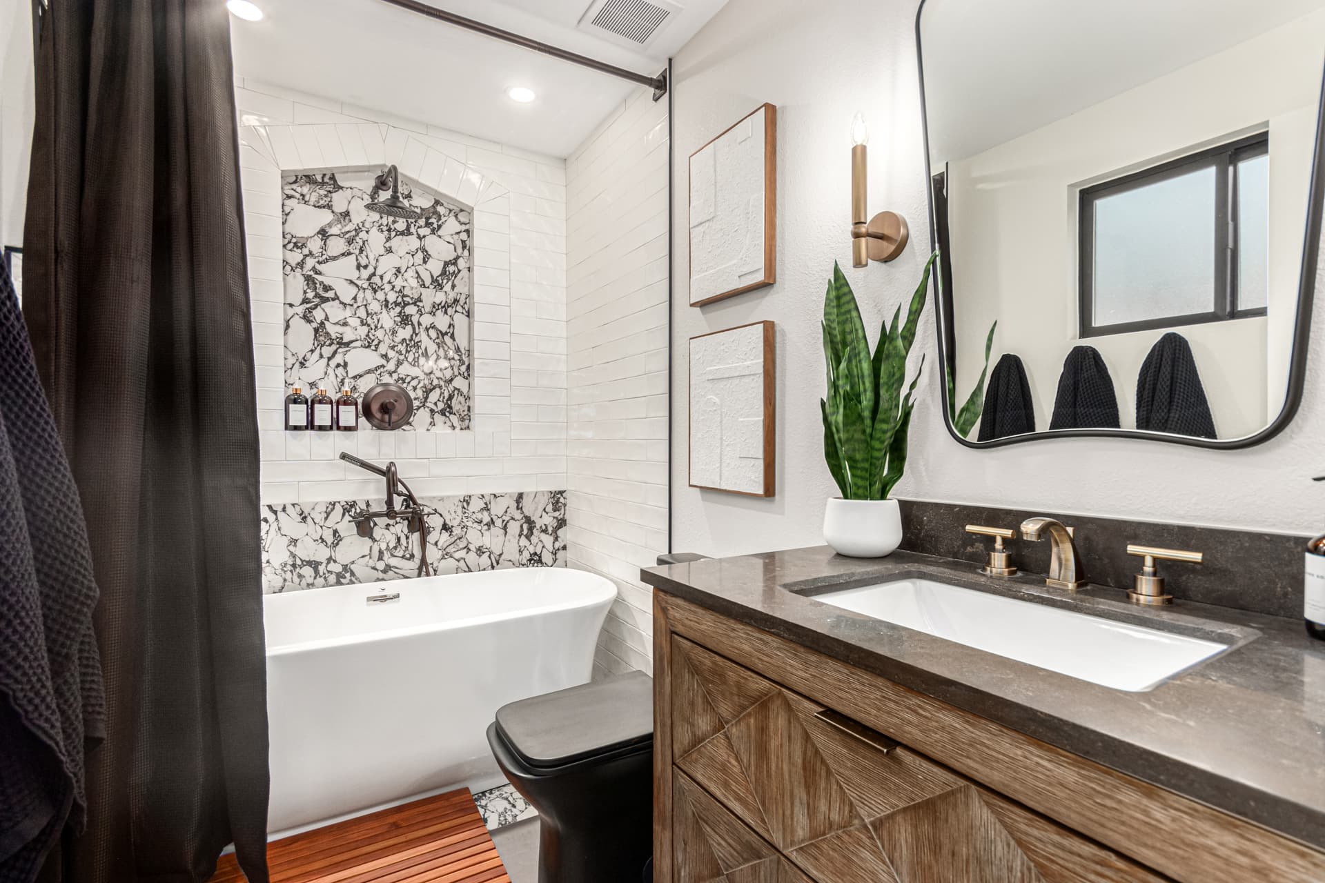 SolaNova Retreat - Image 17