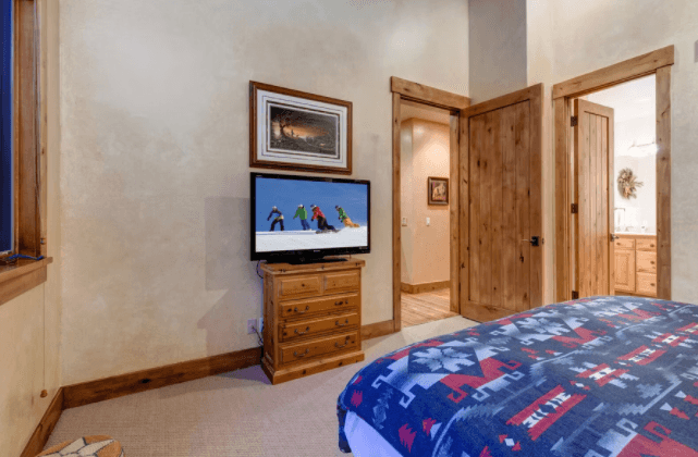 Edge Home - Image 11