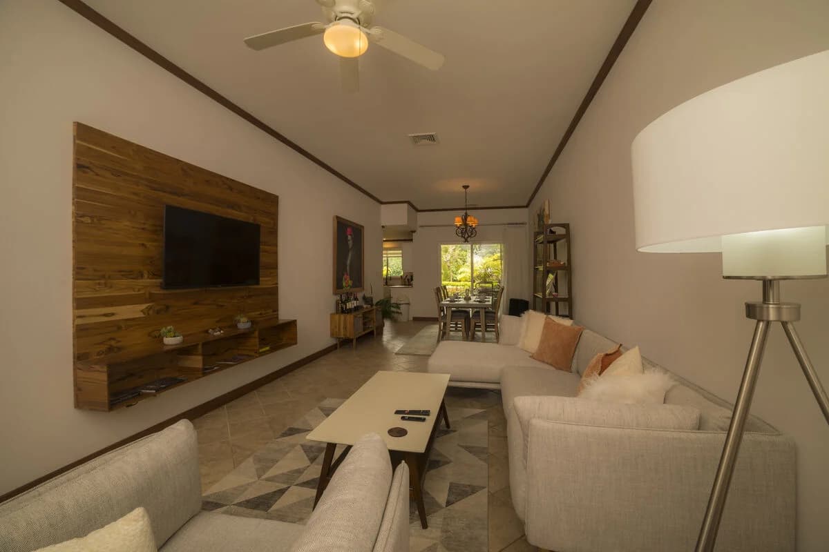 Veranda Condo 6F - Image 3