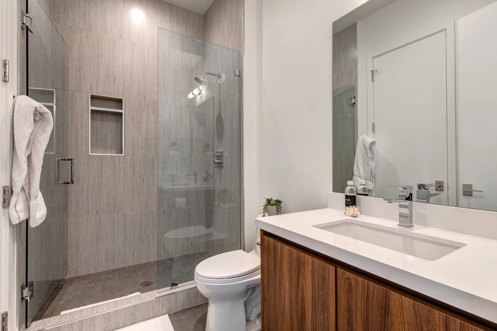 Viridian Townhome - Image 26